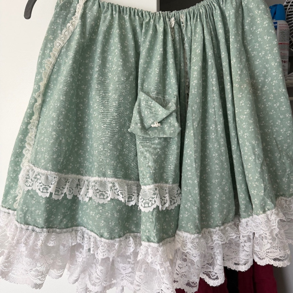 Homemade country Lolita skirt with separate underskirt
